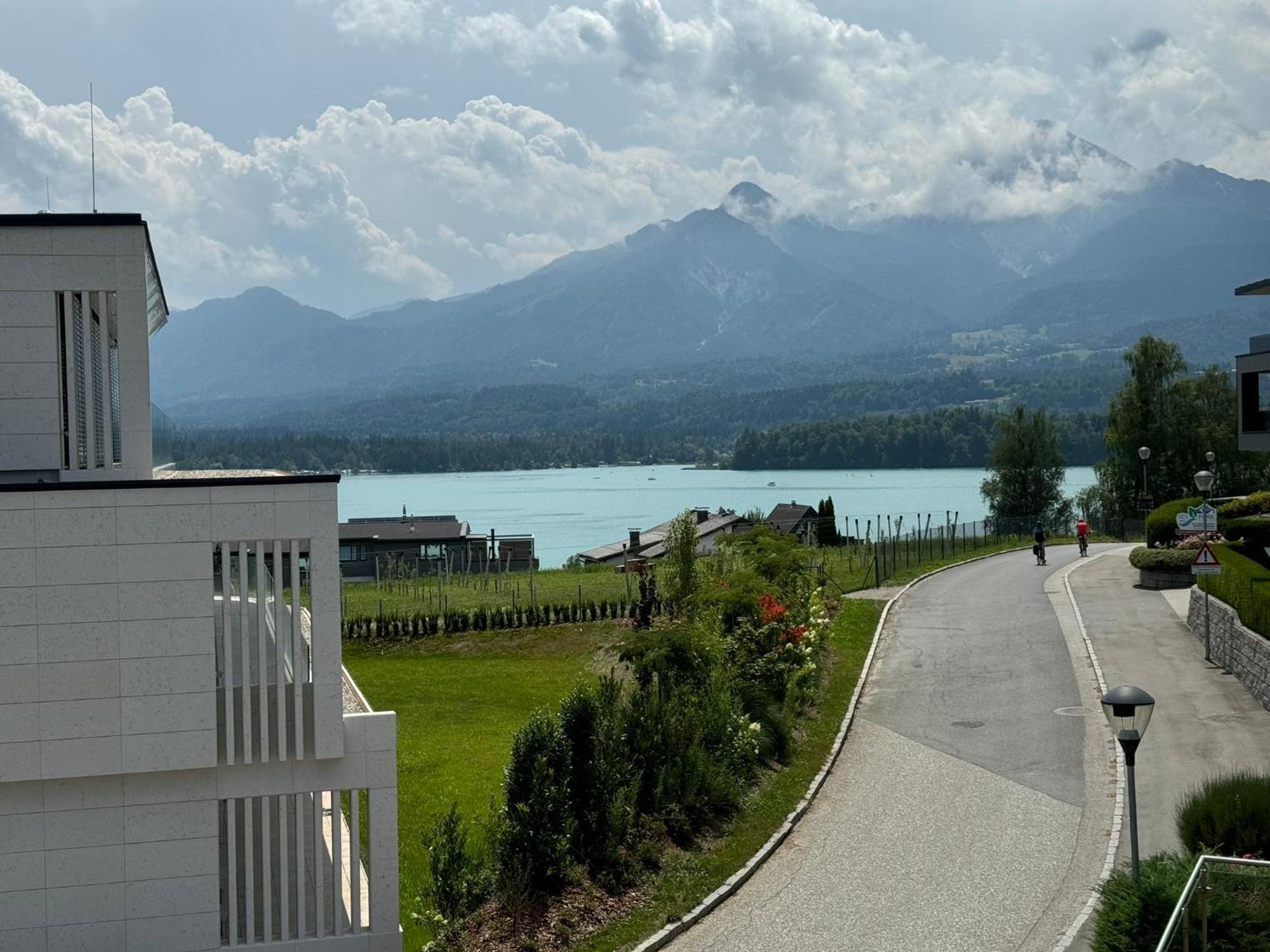 Apartment Dreamview Drobollach am Faakersee Bagian luar foto